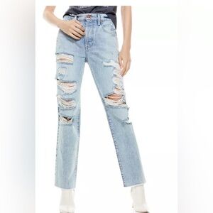 Alice + Olivia Midrise Amazing Ripped Boyfriend Jeans Size 30